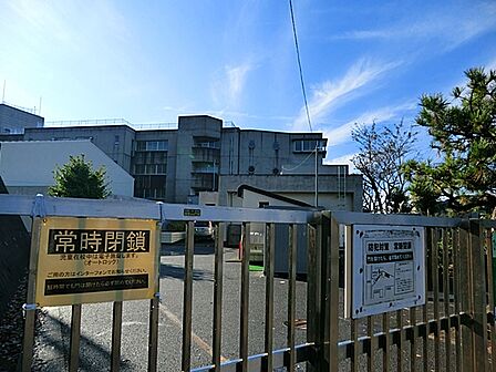 横浜市立小机小学校　1420m