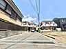 外観：毎日のお車の出し入れもストレスなく行えます。【2026.5.12撮影】