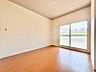 室内：使い方に柔軟性があり、個室としても趣味の部屋としても利用可能です。