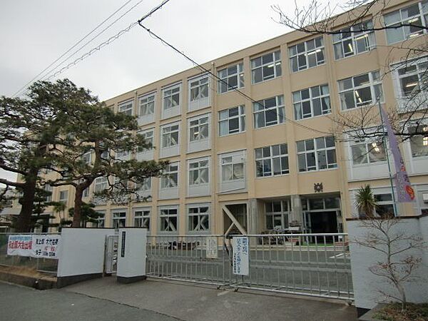 画像29:浜松市立高台中学校 1333m