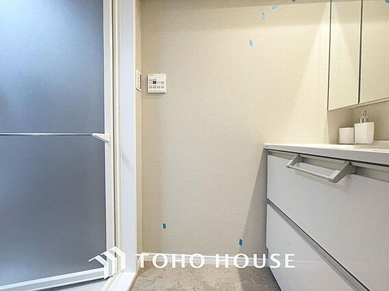 「洗面所」明る...