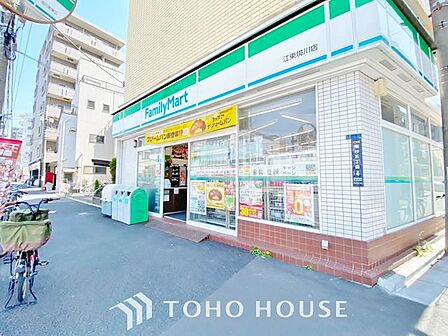 ファミリーマート 江東境川店まで約343m