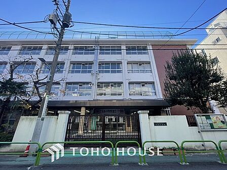 台東区立石浜小学校 徒歩6分。 460m