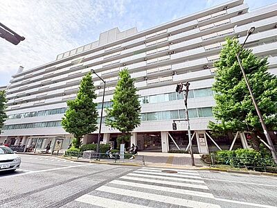外観:「〜プラザ江戸川橋〜」「江戸川橋駅」徒歩1分×複数線利用可能で、利便性に優れた住環境。6階南向きの陽だまりハウスで新生活をお楽しみ下さい。 外観:「〜プラザ江戸川橋〜」「江戸川橋駅」徒歩1分×複数線利用可能で、利便性に優れた住環境。6階南向きの陽だまりハウスで新生活をお楽しみ下さい。