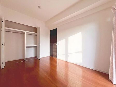 「居心地の良いナチュラル空間」お家時間を穏やかに過ごせる寛ぎの空間です。居心地の良さを実感して頂けるお部屋となっております。