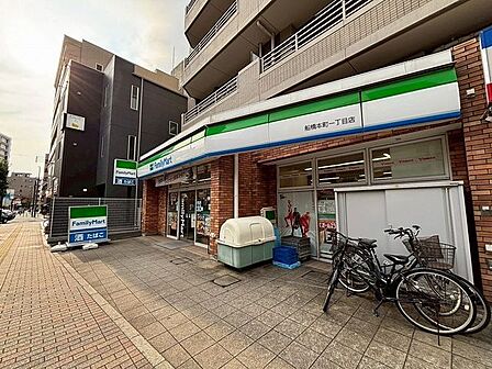 セブンイレブン船橋本町1丁目店 150m