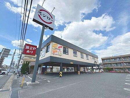 徒歩8分。スシロー南行徳店 620m