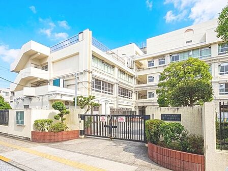 江東区立第二南砂中学校 1300m