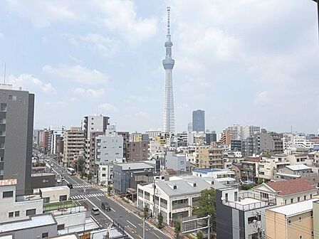 「眺望」心地よい風を感じながら、青空を眺め一息つくことのできる住空間です。