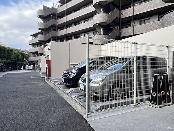 駐車場を拡大表示