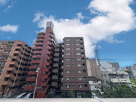 「眺望」心地よい風を感じながら、青空を眺め一息つくことのできる住空間です。