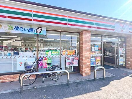 徒歩11分。セブンイレブン船橋海神5丁目店 850m