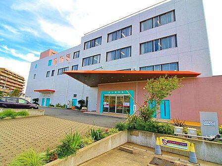 徒歩22分。市川東病院 1690m