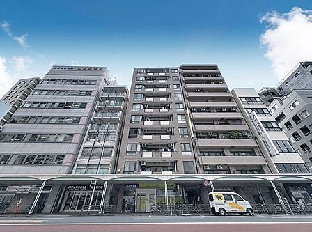 「シティフィールド上野 NO.1 」心地良く暮らしを彩る充実のライフスタイルを。歩いていける距離に、教育施設やお買い物施設が揃う街並み。