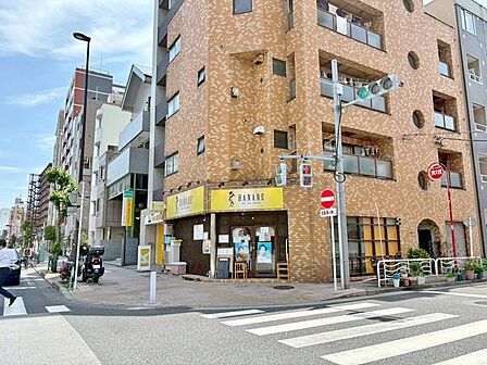 徒歩10分。ひびき HANARE 750m
