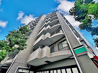 外観:「~ヴィルヌーブ一之江~」12階南東向きで陽当たりに恵まれた室内新生活にぴったりな住戸です。 外観:「~ヴィルヌーブ一之江~」12階南東向きで陽当たりに恵まれた室内新生活にぴったりな住戸です。