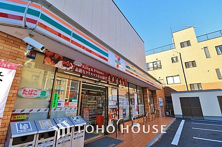徒歩3分。セブンイレブン台東東浅草1丁目店 200m