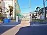 周辺：小松南小学校 330m
