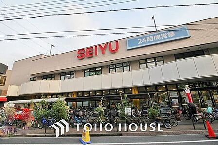 西友 北綾瀬店 肉のハナマサ新堀店 540m