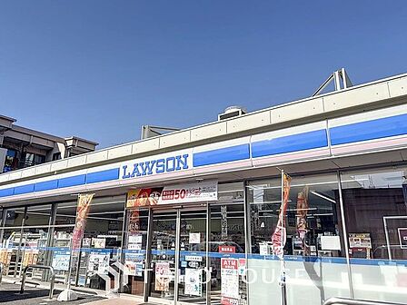 ローソン船橋西船二丁目店 680m
