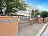 周辺：葛飾区立奥戸中学校 860m