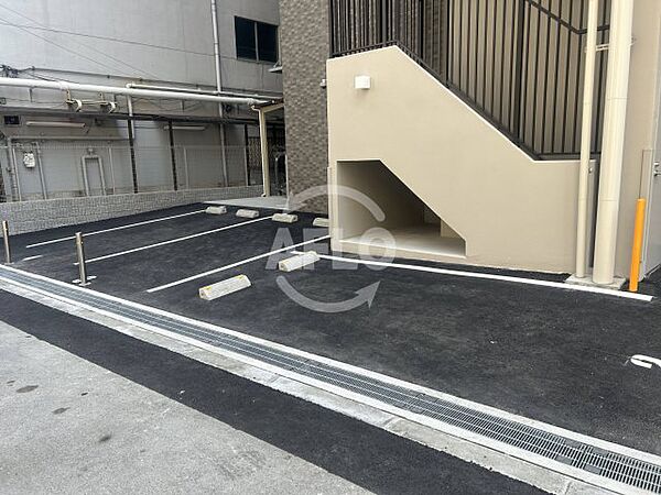 画像13:WORVE大阪本町　駐車場