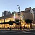 周辺：【スーパー】ライフ　阿波座駅前店まで741ｍ