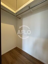 プレミストタワー大阪新町ローレルコート　ウォークインクローゼット