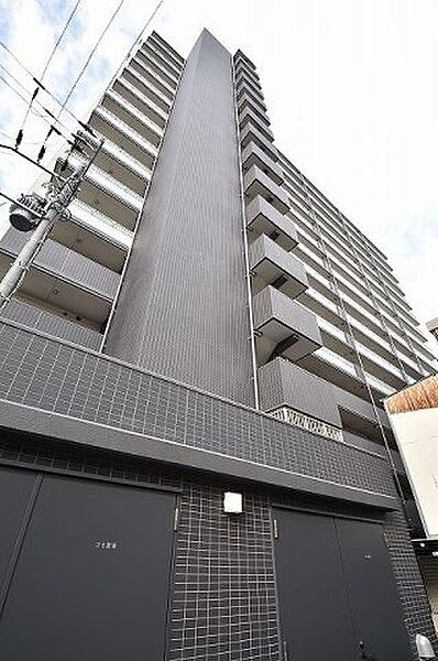 Quintet　NAMBA 1415｜大阪府大阪市中央区日本橋2丁目(賃貸マンション1LDK・14階・34.37㎡)の写真 その1