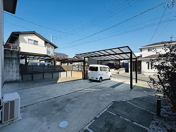 駐車場を拡大表示