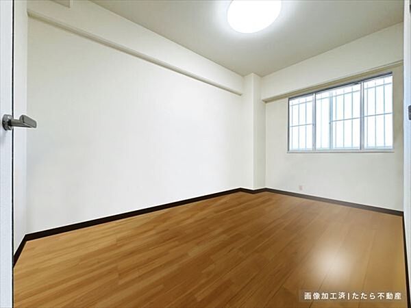 洋室を拡大表示