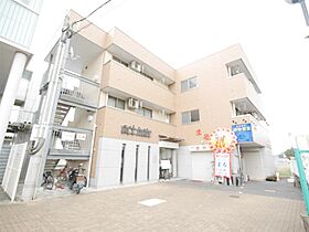 ガウディー  ｜ 福岡県北九州市小倉南区朽網東1丁目（賃貸マンション1DK・2階・32.84㎡） その1