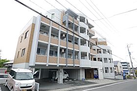 エスズイン葛原  ｜ 福岡県北九州市小倉南区葛原高松1丁目（賃貸マンション1LDK・3階・42.90㎡） その1