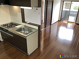 ムーンストーン　B棟 201 2階2LDKのリビング/ダイニング