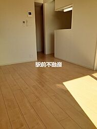 フリーダム・レジデンスII 203 2階1LDKのリビング/ダイニング