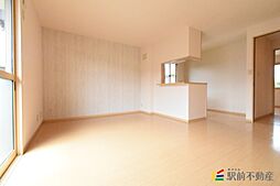 ヴェル・プロフォーン　B棟 205 2階2LDKのリビング/ダイニング