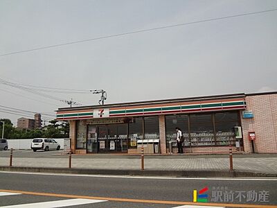 周辺：セブンイレブン小郡運動公園前店 