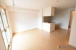 リビングタウン弥生が丘E 212 2階2LDKのリビング/ダイニング