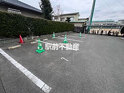 13 / 15