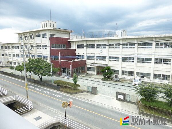 画像25:長峰小学校 