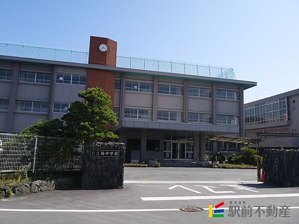 画像2:三橋中学校 