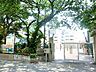 周辺：品川区立鈴ケ森小学校 徒歩10分。 740m