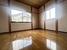 子供部屋：室内