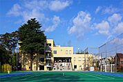 豊島区立目白小学校（810m）