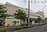 周辺：いなげや狛江東野川店 徒歩11分。 810m