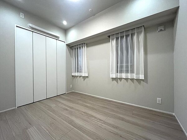 洋室を拡大表示
