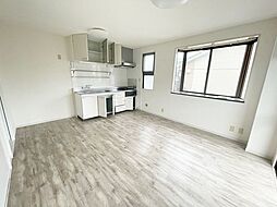 クレスコート国立 201 2階2LDKのリビング/ダイニング