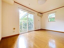 アウローラ 1階1Kのリビング/ダイニング