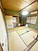 和室：【小学校まで徒歩10分圏内】シャンプードレッサー♪浴室に窓♪閑静な住宅街♪スーパーまで徒歩約5分♪