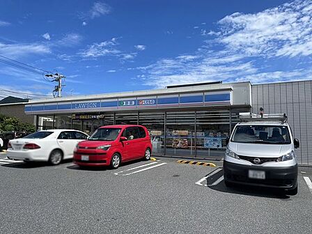 ローソン 八幡竹末二丁目店 649m